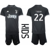 Camisa de time de futebol Juventus Timothy Weah #22 Replicas 3º Equipamento Infantil 2023-24 Manga Curta (+ Calças curtas)